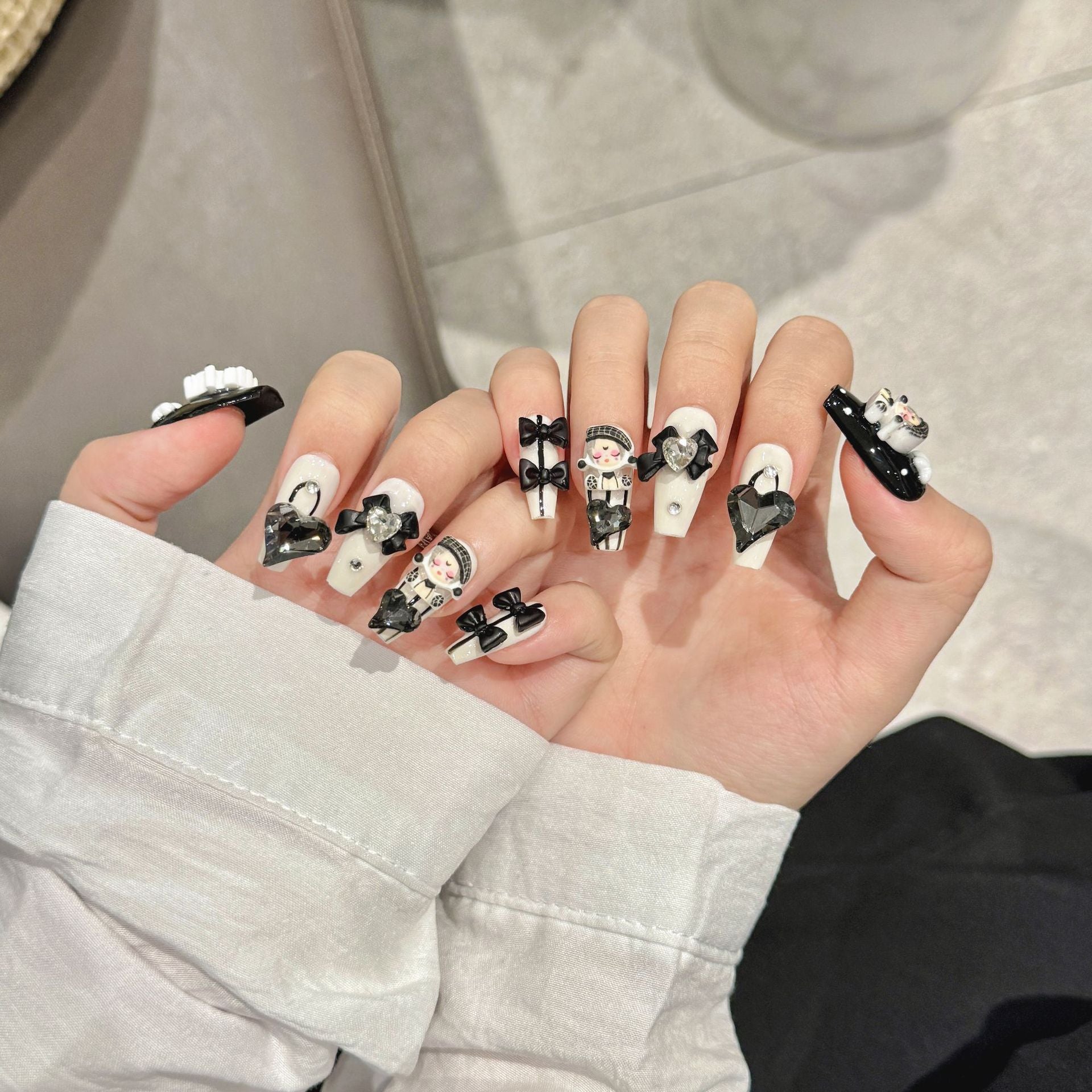 Press-on Nails (over 50$ with free shipping)